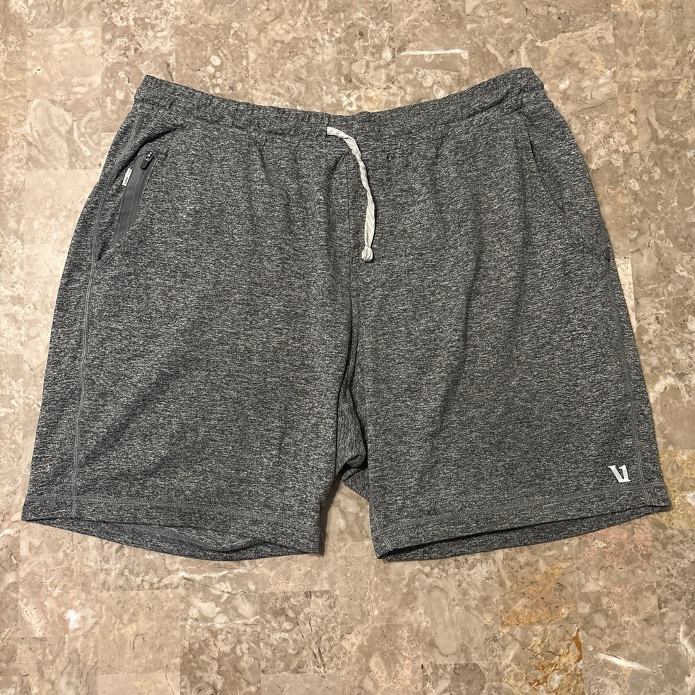 Vuori Ponto Performance Shorts Mens Large Grey 7" Gym Lounge V344